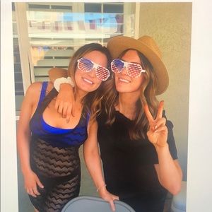 Meet your Posher, Ty